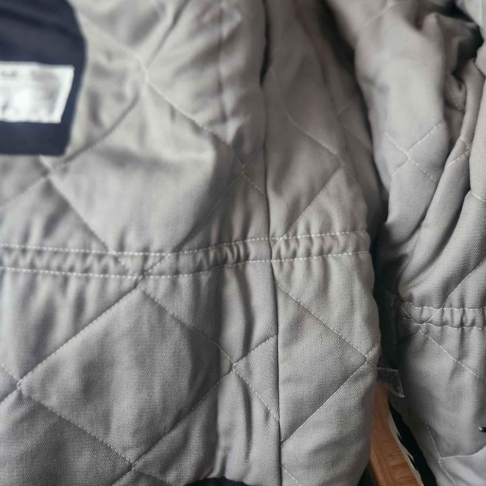 *NEW* CARHARTT  FLAME-RESISTANT DUCK TRADITIONAL COAT/QUILT-LINED *NWOT* - Picture 7 of 8